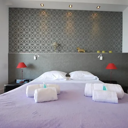 2 Pieces Vue Mer Palm Beach * Канны