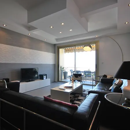 2 Pieces Vue Mer Palm Beach Cannes